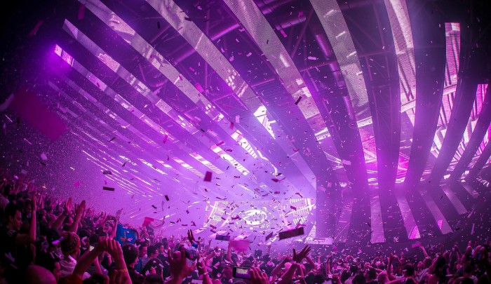 ASOT 2016 dancefloor